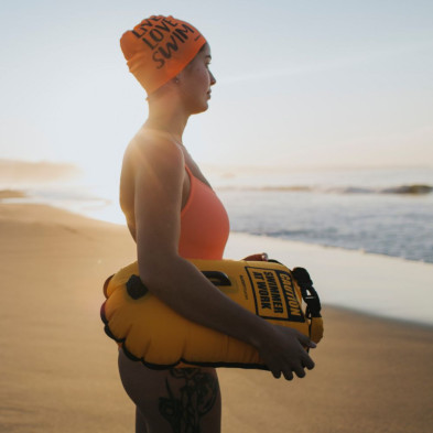 Boya de seguridad Buddyswim Drybag agua abiertas CSW 20L Amarillo con gorro de regalo