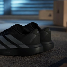 Zapatillas Adidas Adizero Evo SL Hombre Core Black Iron Metallic Grey Four inspiradas en la competición