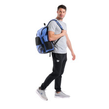 Mochila Arena One Go Backpack 35 Royal compartimento integrado para un portátil de hasta 15"