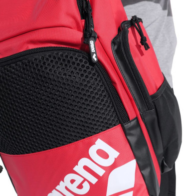 Mochila Arena One Go Backpack 35 rojo 2 bolsillos laterales elásticos para botellas grandes