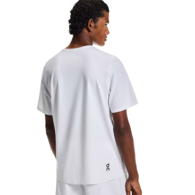 Camiseta manga corta On Running Court-T hombre White Tecnología On DryTec para una piel seca y mayor comodidad