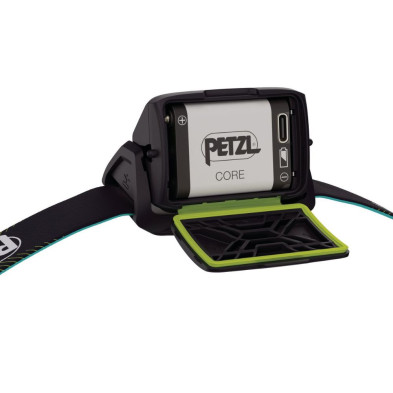 Linterna frontal Petzl Actik Core 625 lúmenes Green recargable