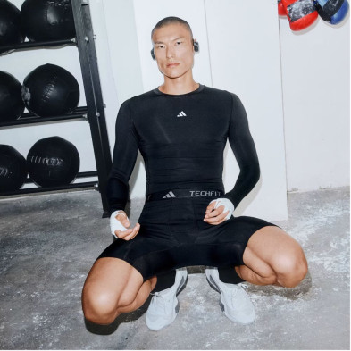 Malla corta entrenamiento compresión Adidas TECHFIT hombre Black